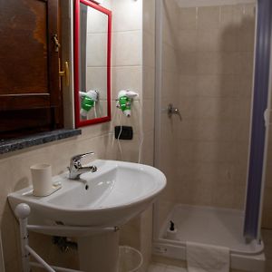 Private Bathroom Triple Room